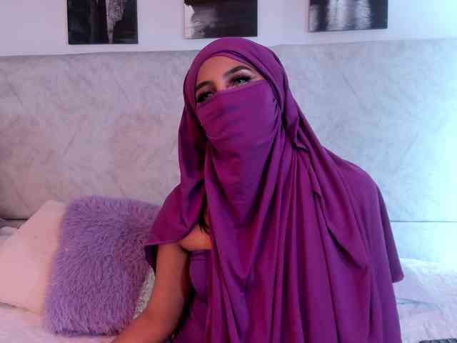 Naomii- webcam