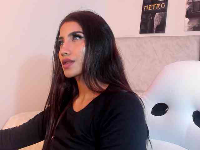Naomii- webcam
