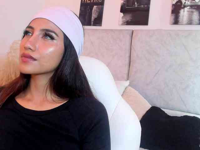 Naomii- webcam