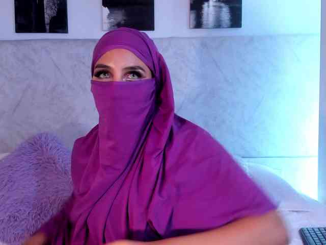 Naomii- webcam