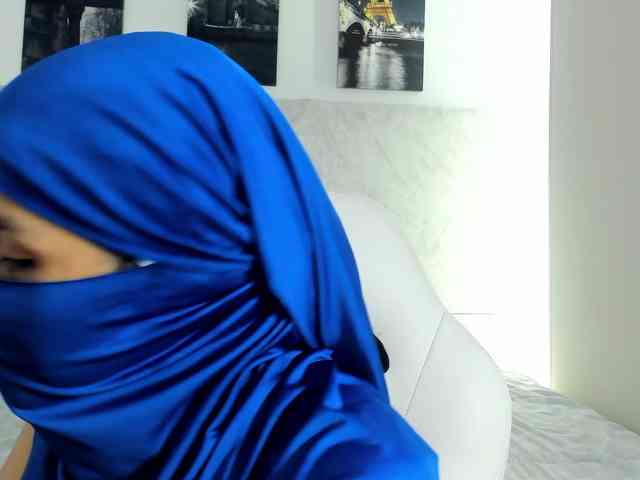 Naomii- webcam