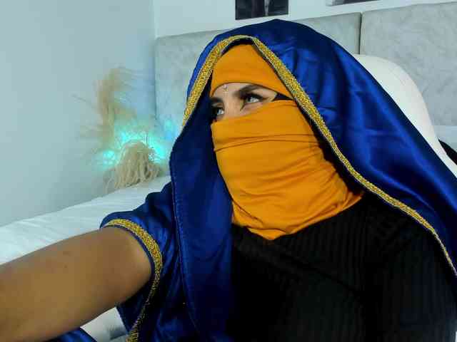 Naomii- Naomii-