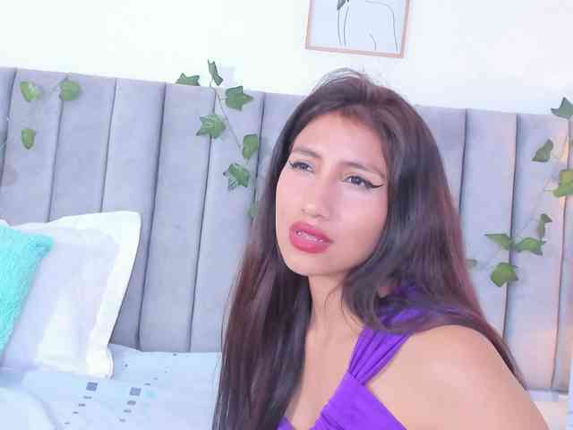 Naomii- Naomii-