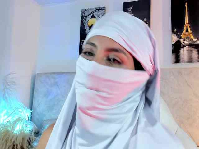 Naomii- webcam