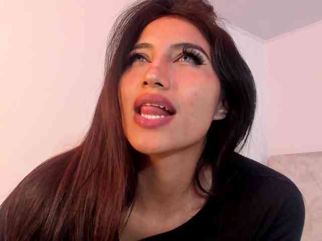 Naomii- webcam