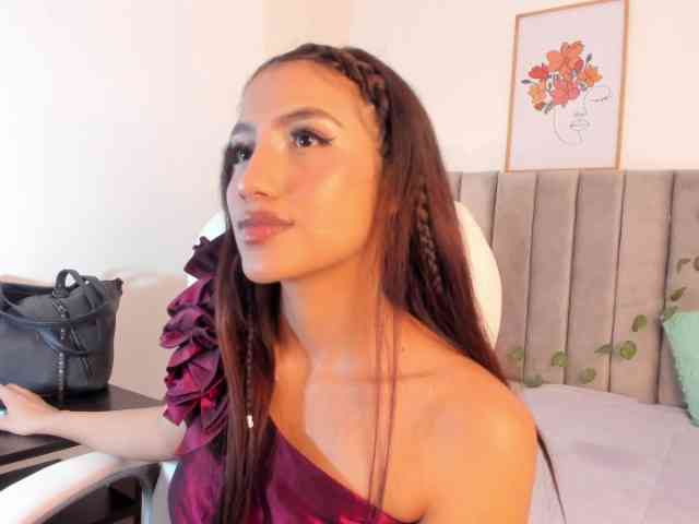 Naomii- webcam