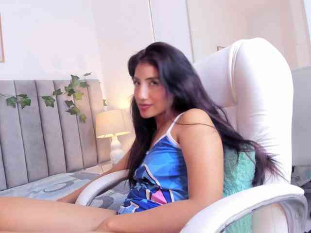 Naomii- webcam
