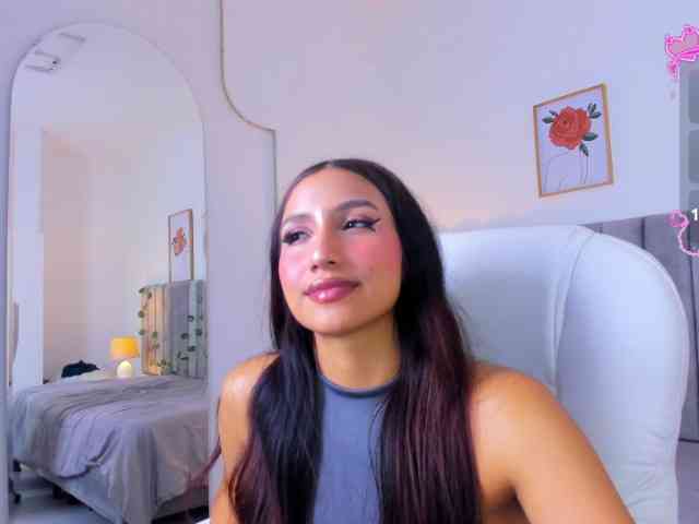 Naomii- webcam