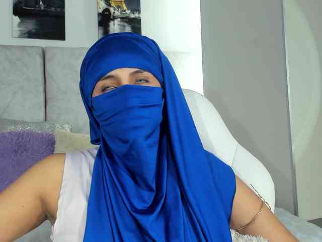 Naomii- webcam