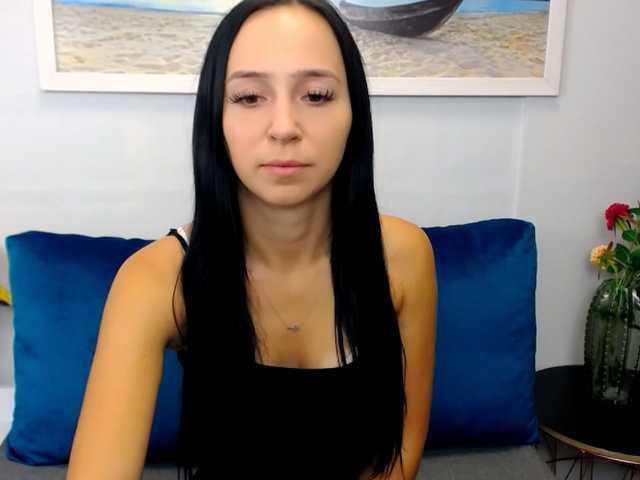 LuisaLove live cam on BongaCams