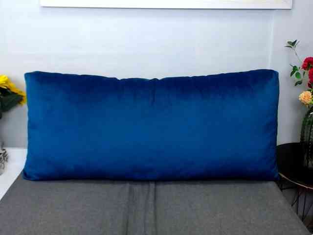 LuisaLove webcam
