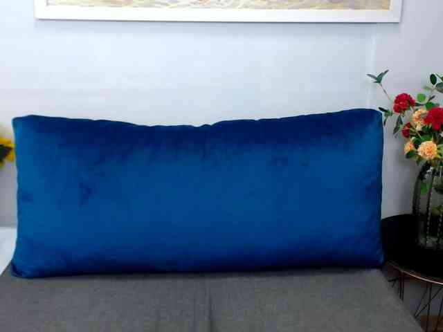 LuisaLove webcam