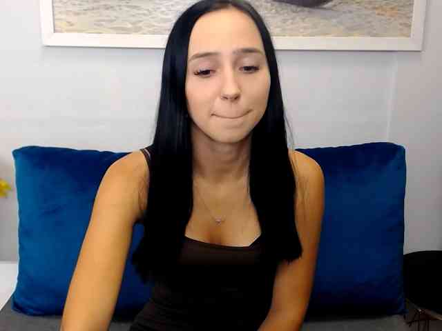 LuisaLove webcam