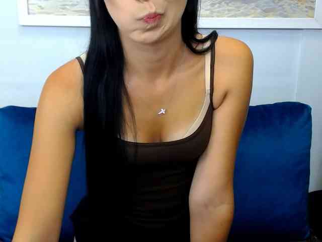 LuisaLove webcam
