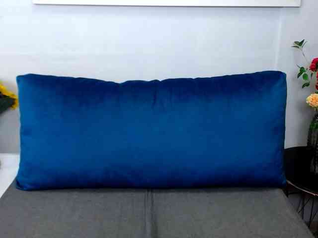 LuisaLove webcam