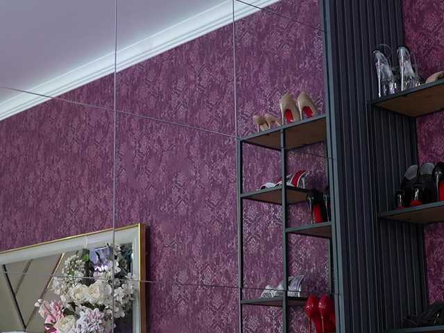 Sweet-Mishelle's BongaCams show and profile