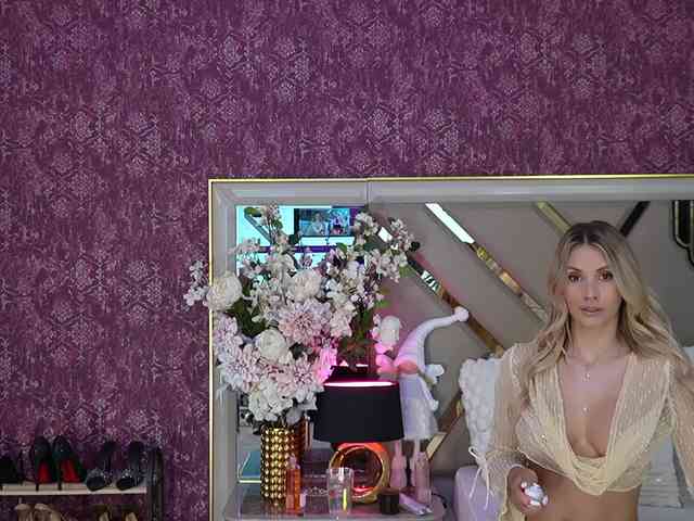Sweet-Mishelle Sex Cam Show