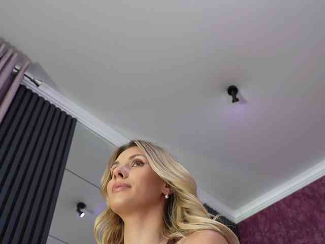 Sweet-Mishelle Sex Cam Show