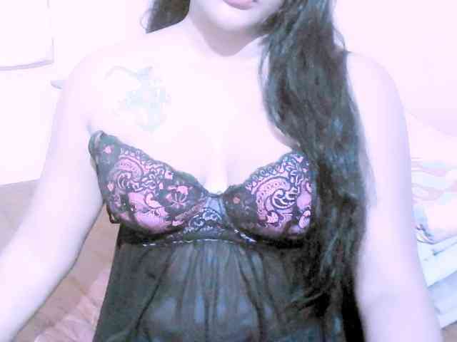 Modella: IndianExtasy