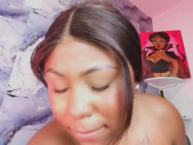 AngelThroatt live cam on BongaCams