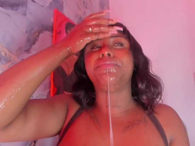 AngelThroatt live cam on BongaCams
