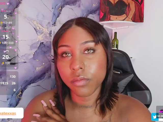 AngelThroatt live cam on BongaCams