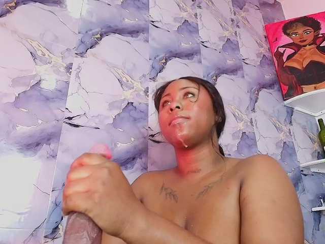 AngelThroatt live cam on BongaCams