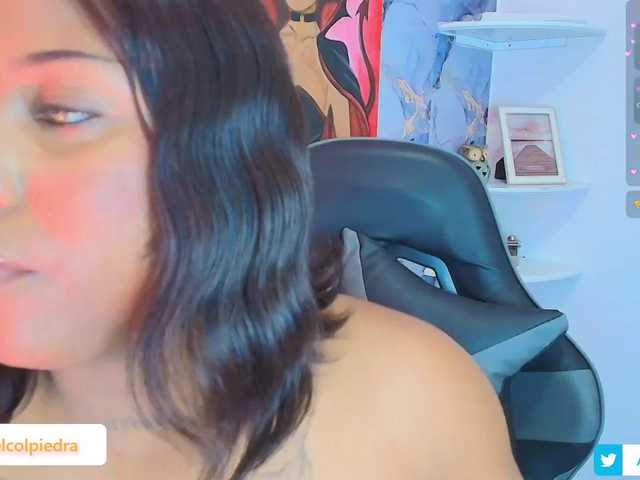 AngelThroatt live cam on BongaCams