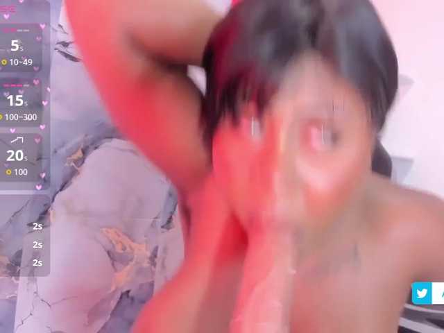AngelThroatt live cam on BongaCams