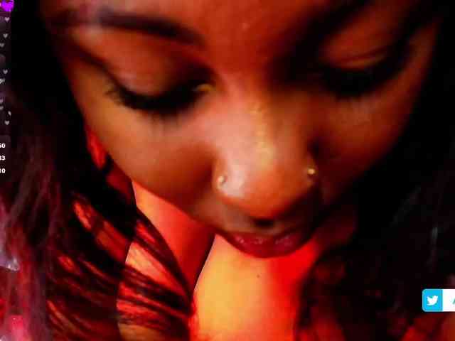 AngelThroatt webcam