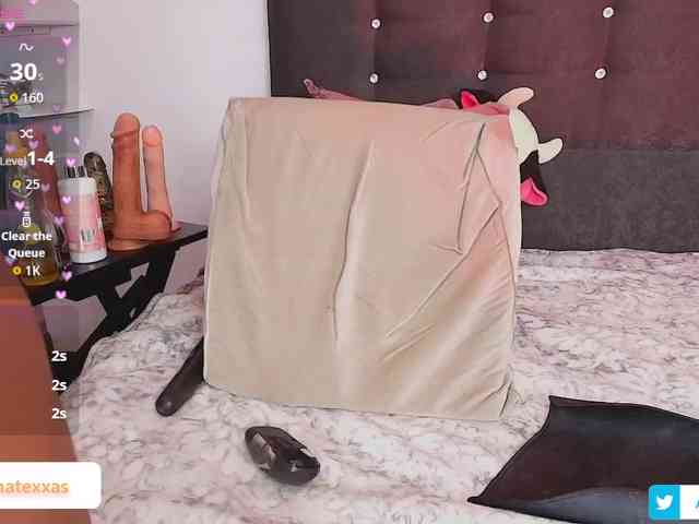 AngelThroatt webcam