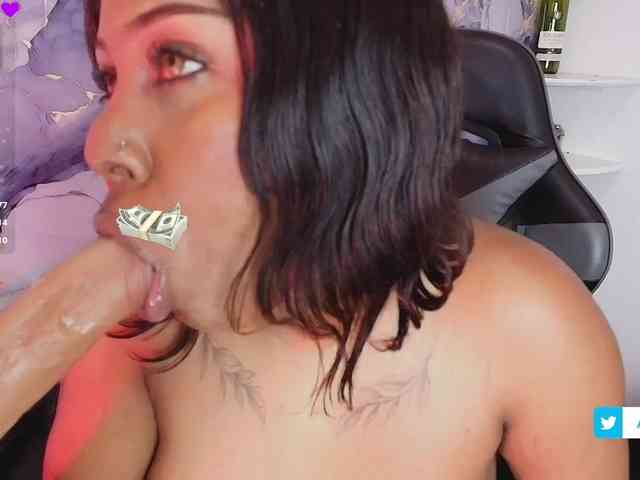 AngelThroatt webcam