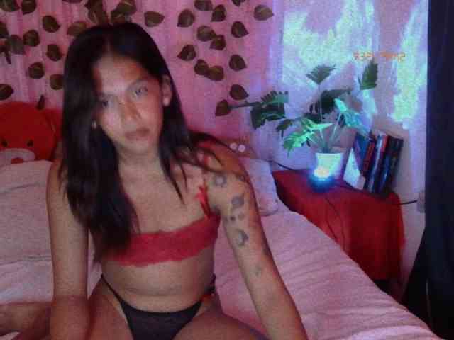 CumslutAsia Live Webcam on BongaCams