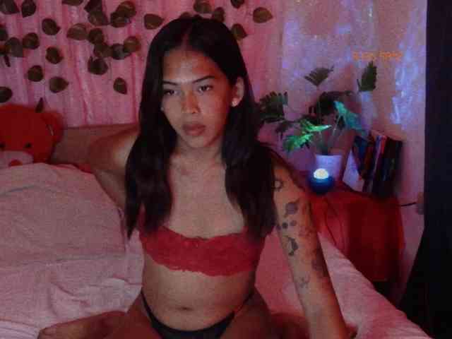 CumslutAsia