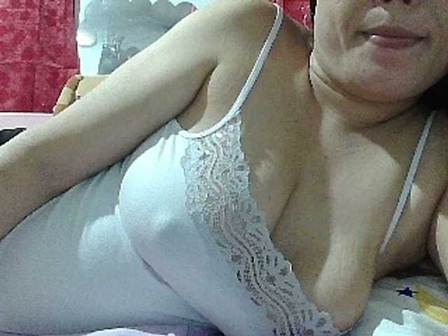 sweetinasia live cam on BongaCams