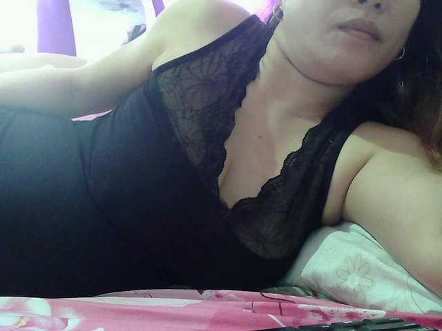 sweetinasia live cam on BongaCams