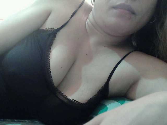 sweetinasia live cam on BongaCams