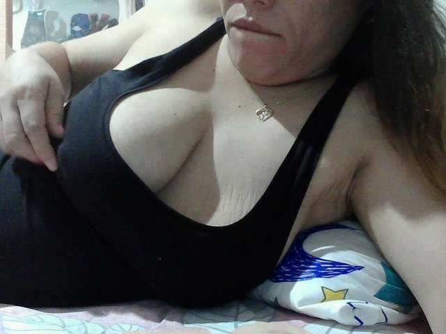 sweetinasia live cam on BongaCams