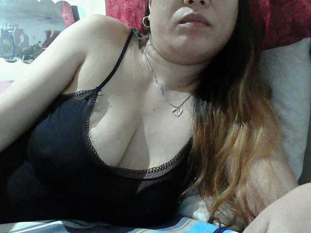 sweetinasia live cam on BongaCams