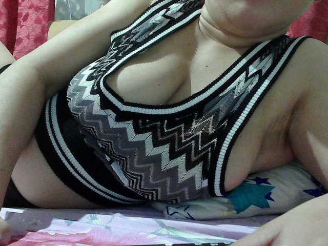 sweetinasia live cam on BongaCams