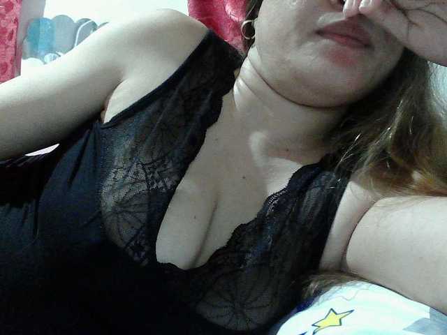 sweetinasia live cam on BongaCams