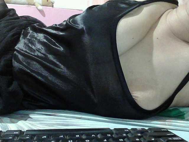 sweetinasia live cam on BongaCams
