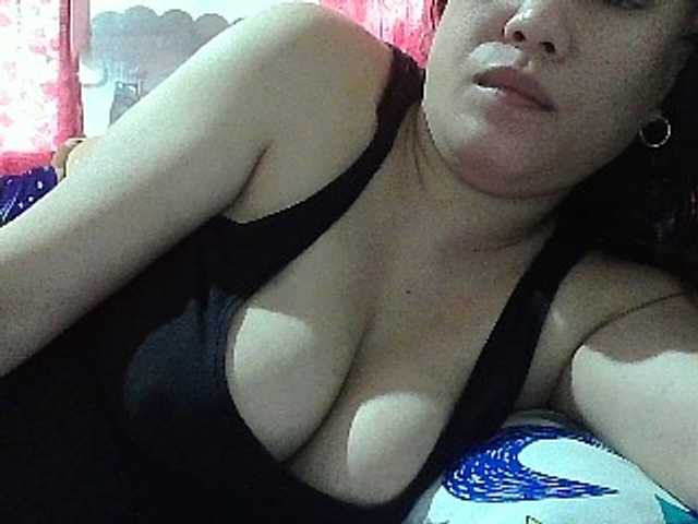 sweetinasia live cam on BongaCams