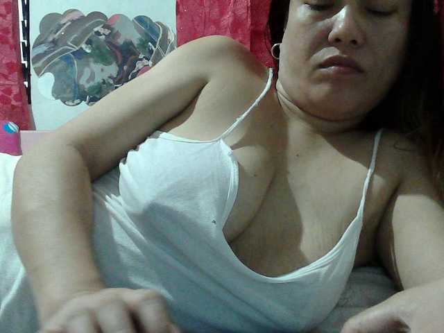sweetinasia live cam on BongaCams