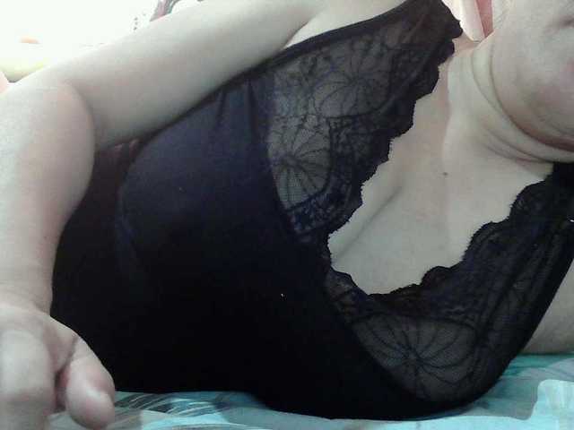 sweetinasia live cam on BongaCams