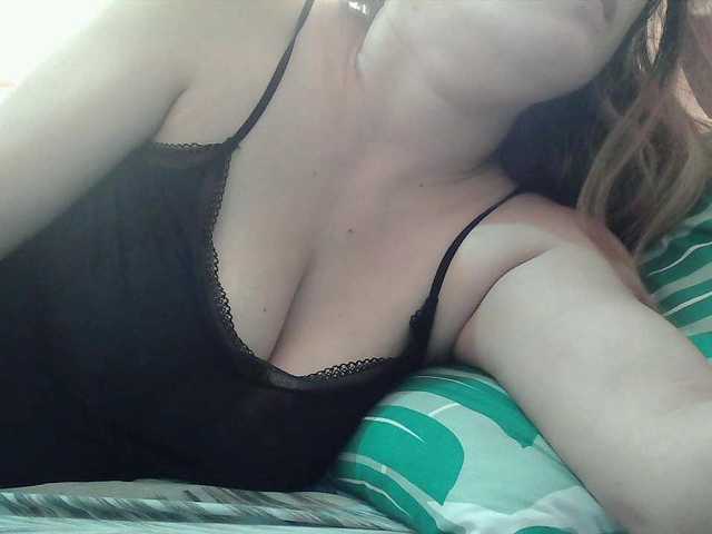 sweetinasia live cam on UnifiedCams