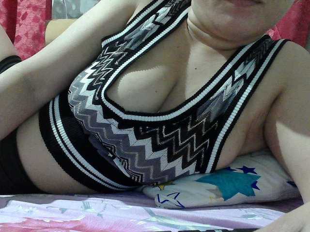 sweetinasia live cam on BongaCams