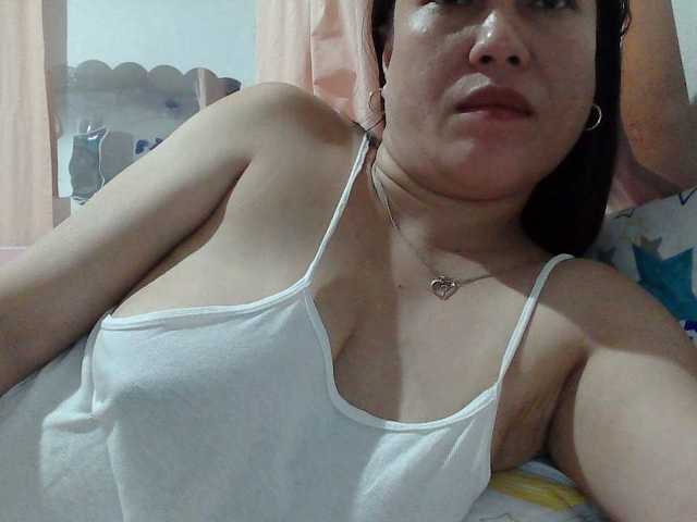 sweetinasia live cam on BongaCams