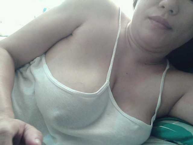 sweetinasia live cam on BongaCams