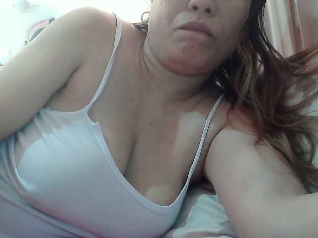 sweetinasia live cam on BongaCams